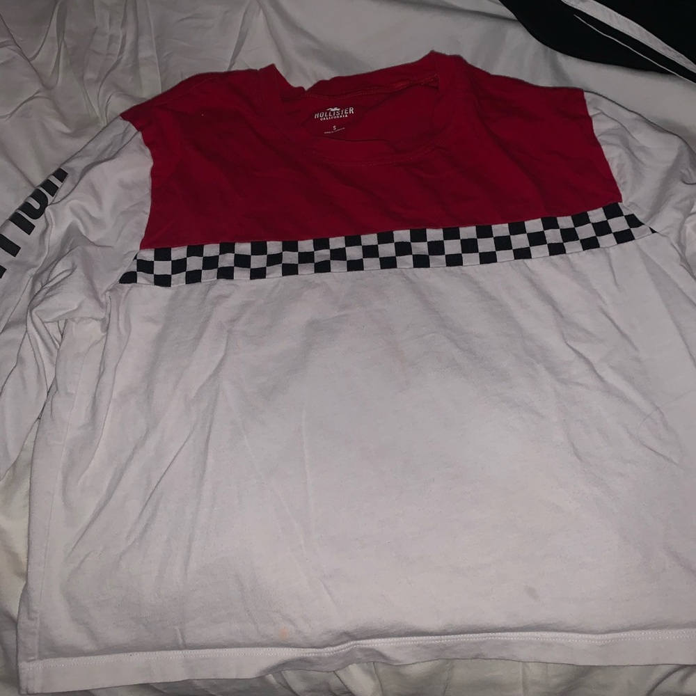hollister checkered long sleeved t shirt